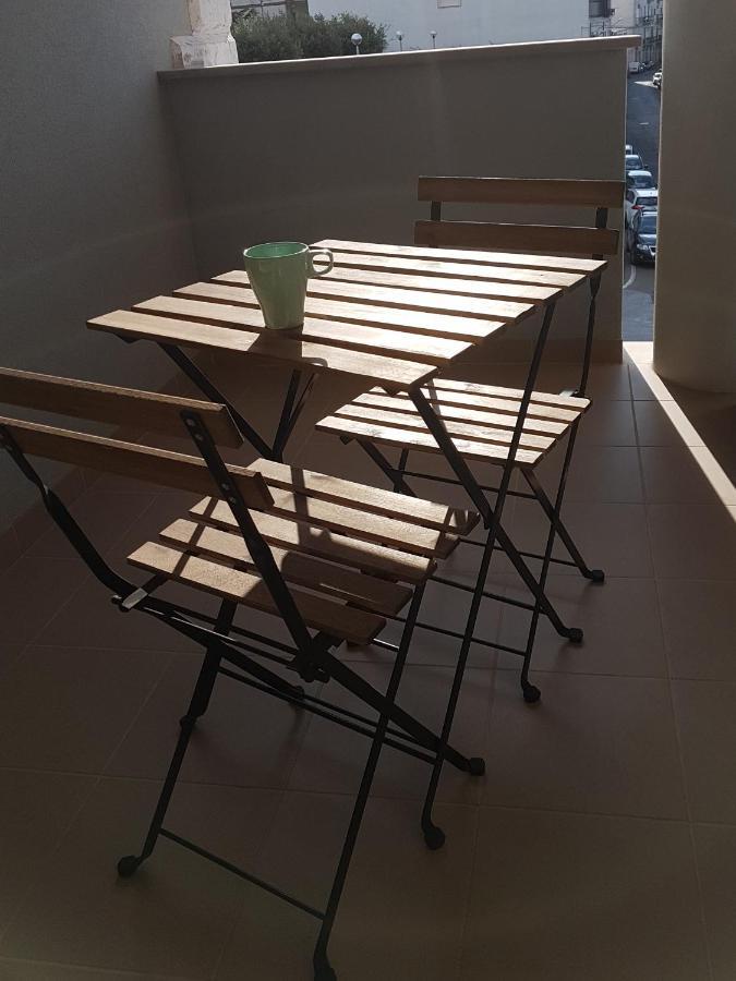 Central Apartment Con Tre Camere Da Letto Locorotondo Exterior foto