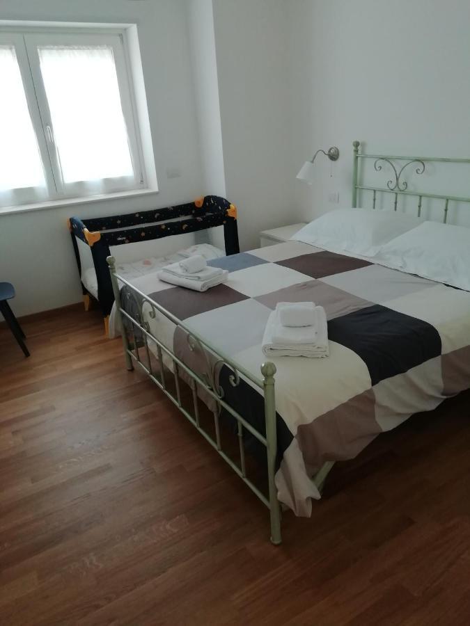 Central Apartment Con Tre Camere Da Letto Locorotondo Exterior foto